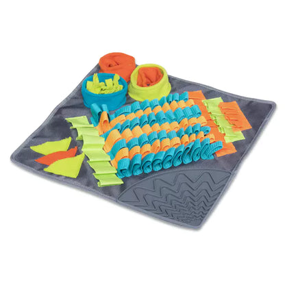 Messy Mutts Square Snuffle & Lick Mat